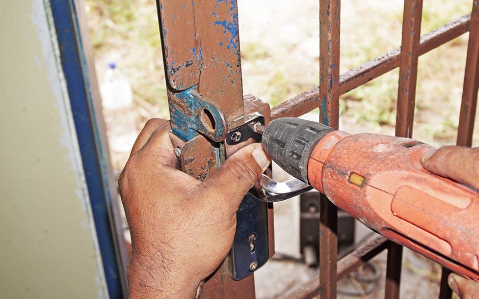changer barillet de porte Taverny